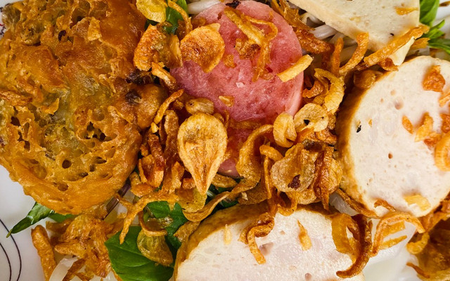 Bánh Ướt Cô Bé - Trà Sữa & Ăn Vặt TuXi