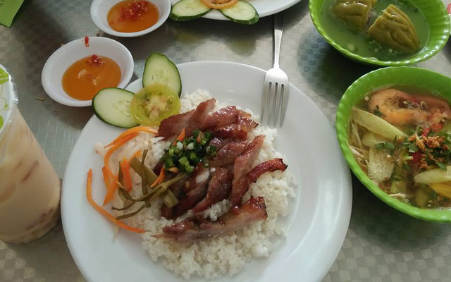 Cơm Tấm Sườn Que - Nguyễn Duy Trinh