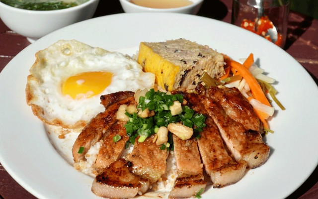 PHƯỢNG - Cơm Tấm & Bún Thịt Nướng - Công Lý