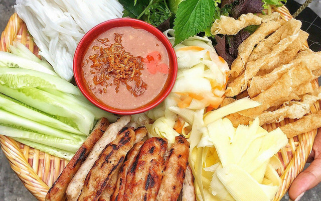 Hoa Béo - Nem Nướng Nha Trang - 102C4 Nghĩa Tân