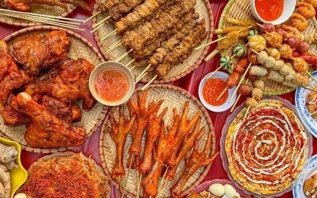 Nem Nướng Nha Trang Minh Đức - Hoa Bằng