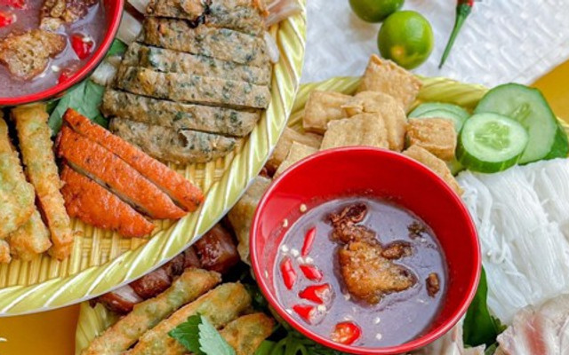 VUA ĐẬU - Bún Đậu Mắm Tôm - 35 Thành Thái