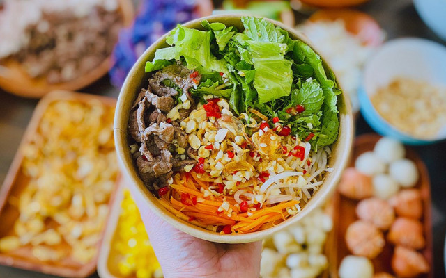 Bếp Mẹ Cam - Mì Trộn, Xôi & Bánh Mì - Nông Lâm