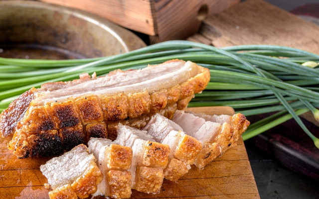 Kim Cát - Heo Quay, Bánh Mì & Coffee - Lê Đức Thọ