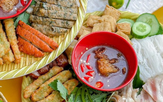 VUA ĐẬU - Bún Đậu Mắm Tôm - 2 Hồ Bá Kiện