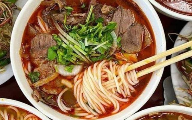 Bún Bò Huế Bến Ngự - Lạc Trung