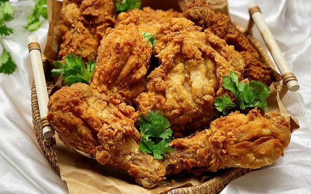 Gà Rán & Trà Sữa Ánh Tuyết - 147 Xô Viết Nghệ Tĩnh