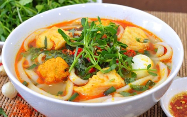 Bánh Canh Cá Lóc Cô Thanh 2 - 817 Kha Vạn Cân