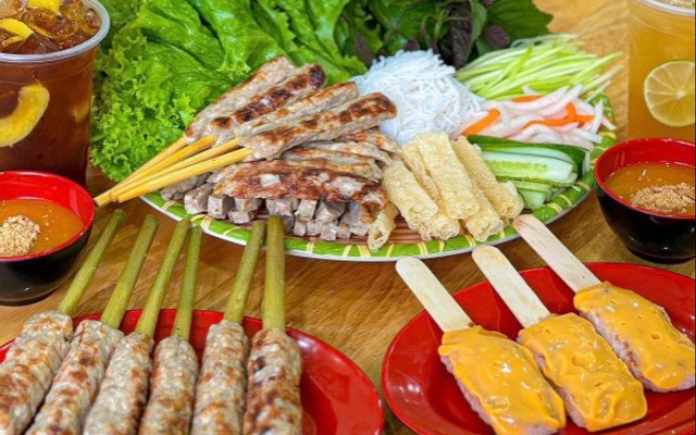 Gà Rán Mr Thịnh - Nem Nướng Nha Trang Hùng Việt - CN Phước Tân Biên Hoà