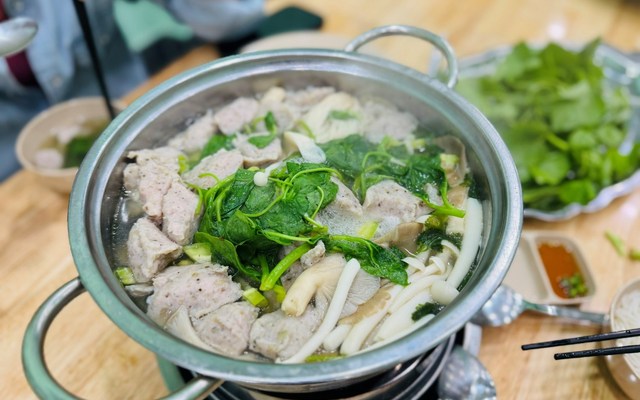 Minh Anh Quán - Cơm Và Lẩu - Thủ Khoa Huân