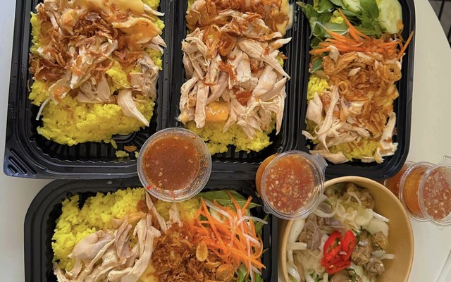 Cơm Gà Bé Ty - Võ Trứ