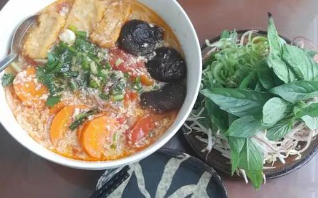 Ngộ Chay - Chè & Thức Ăn Chay - Hẻm 805 Nguyễn Ái Quốc
