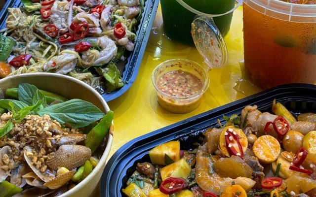 Chân Gà Sốt Thái - Tiệm Đồ Ăn Những Đứa Trẻ 2