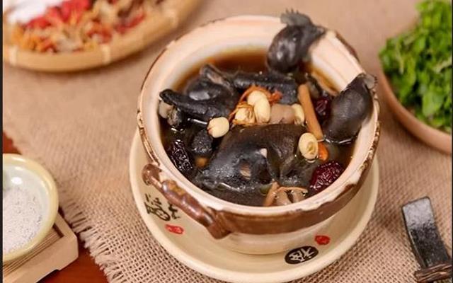 Mì Gà Tần - Bánh Mì Tôm Bin - Lĩnh Nam