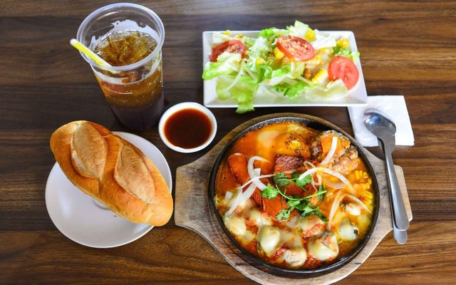 CALI CORNER - Cafe', Cali Hamburger & Bánh Mì Chảo