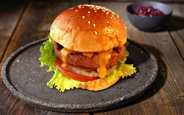 Thái Thúy - Hamburger, Xôi Thập Cẩm & Dimsum