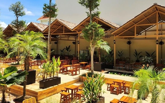 LEO Coffee House - Bà Huyện Thanh Quan