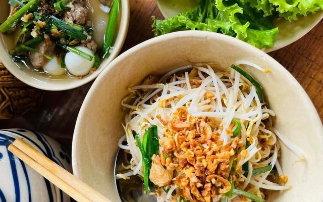A Vinh Sài Gòn - Hủ Tiếu Mì - 71 Lê Hữu Trác