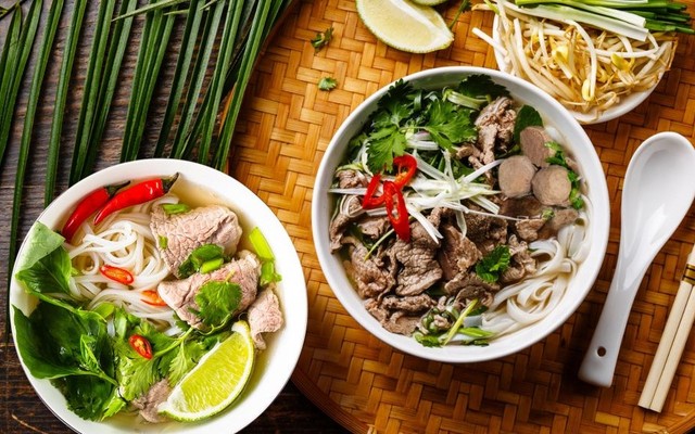 Phở - Lẩu Bò Vũ Nguyên - Phan Văn Hớn