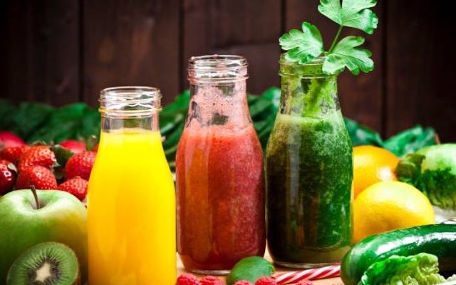 Channi - Eatclean, Ginger Shot & Fruit Juice