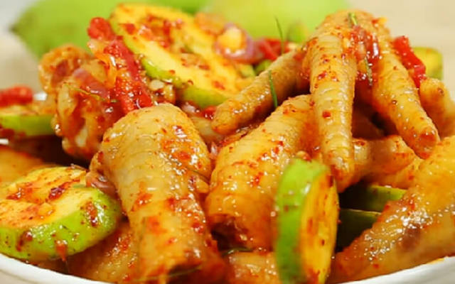 2WIN - Chân Gà Sả Tắc & Ăn Vặt Quy Nhơn