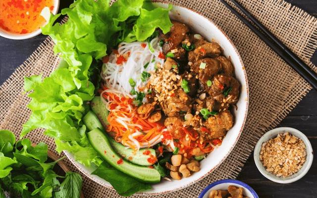 Bún Thịt Nướng Hẽm Cụt - Đường Số 7