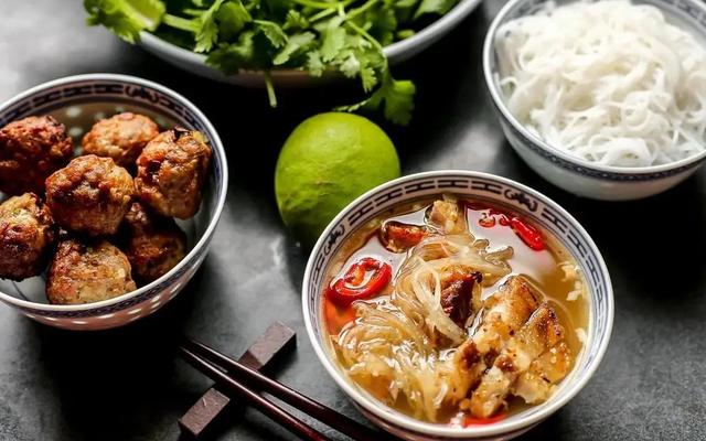 Bún Chả Hà Nội Cô Hồng - Làng Tăng Phú