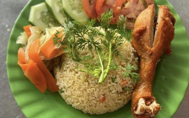 Cơm Gà Nam - 139 Hoàng Diệu