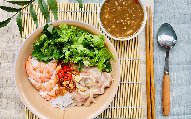 Bún Nem Tôm Thịt & Bánh Mì Kebab Hutech UVK