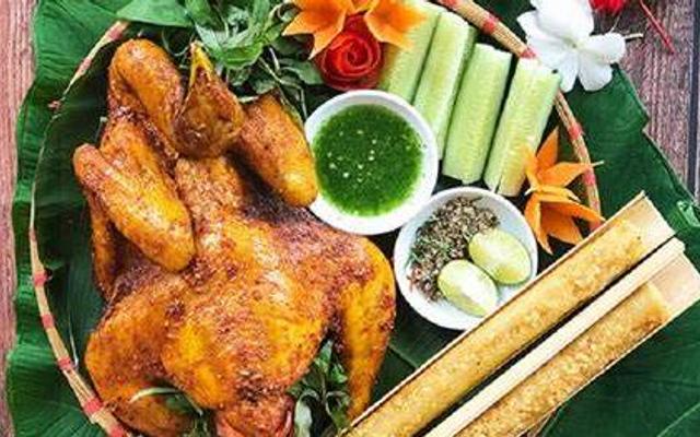 Bếp Nhà Bờm - Gà Nướng Cơm Lam & Má Heo Quay Bánh Hỏi