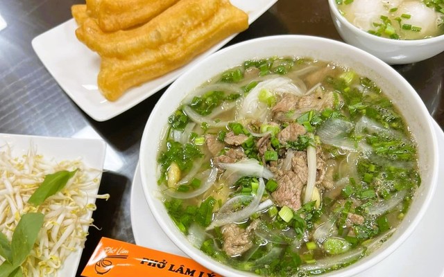 Phở Lâm Lý Quốc Sư - 25 Lê Quý Đôn