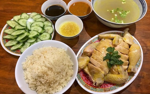 Cơm Gà Xối Mỡ - Tân Lộc Ky