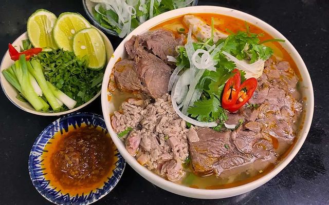 Bún Bò & Mỳ Quảng - Ớt Đỏ