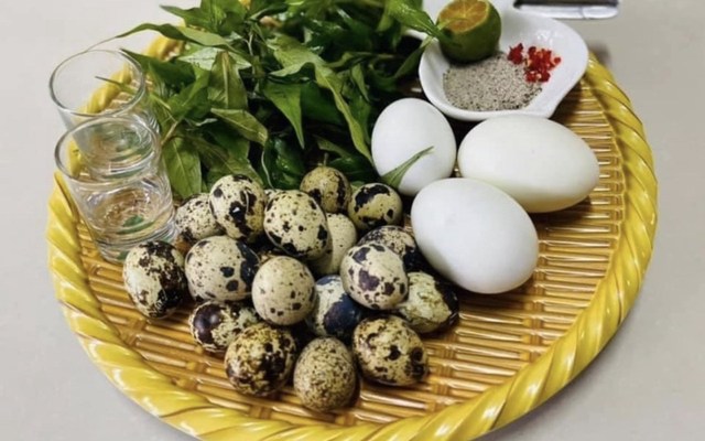 Quán Diệu Thuý - Vịt Lộn Luộc Nước Dừa & Cút Lộn Xào Me - 49 Đồng Đen