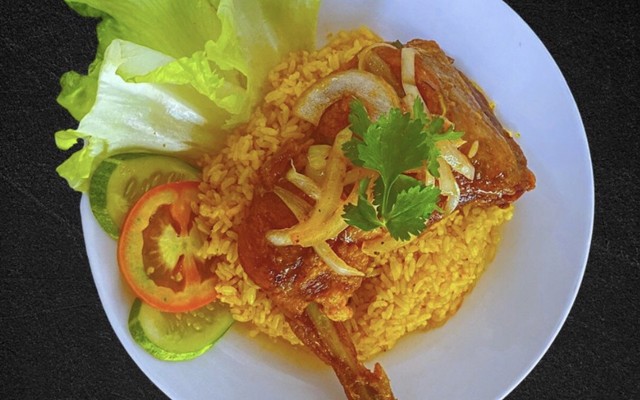 Anh Ba Ký - Cơm Gà Xối Mỡ, Hủ Tiếu Xào & Mì Xào Giòn