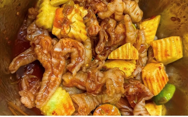 Chân Gà XỊN - Hồ Hòa