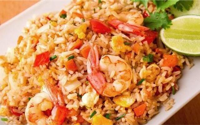 Hưng Ký Mì Xào Giòn & Hủ Tíu Xào - Nơ Trang Long