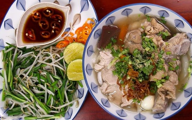 Hủ Tiếu 76 - Khuông Việt