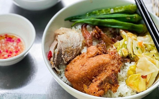 Cơm Tô Cô Thuỷ - Hai Bà Trưng