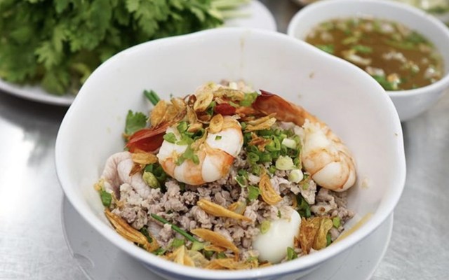 Quán Hủ Tiếu Anh Thư - Dương Quang Đông