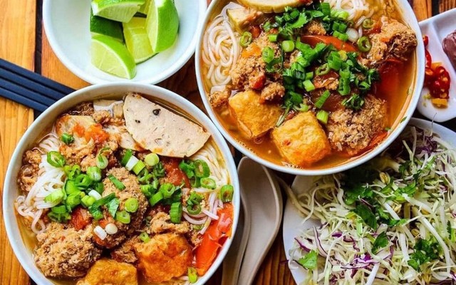 Bún Riêu Cua Miền Nam & Miến Ngan Trốn - 313 Nguyễn Trãi