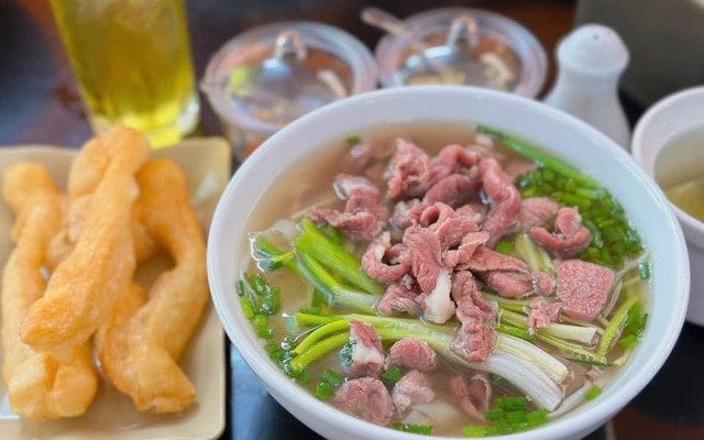 Phở Lý Quốc Sư - 63 Huyền Quang