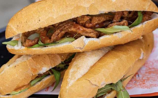 Cà Phê - Bánh Mì Nhà Taa