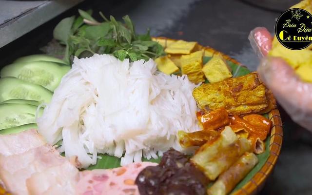 Bún Đậu Mắm Tôm Cô Duyên - 199 Phan Đình Phùng
