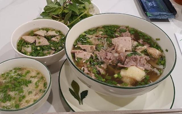 Phở Ngò Gai