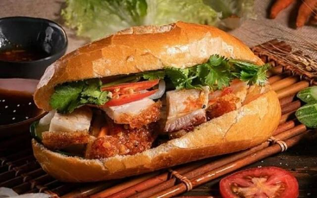 Bánh Mì Nha Trang - 1153 Huỳnh Tấn Phát