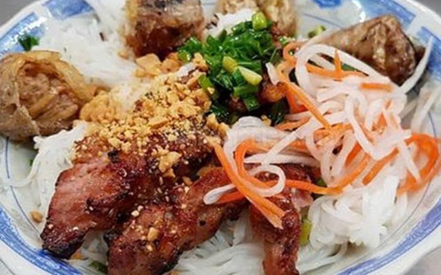 Meme - Súp Cua, Bún Thịt Nướng, Trứng Lộn - Nguyễn Chích