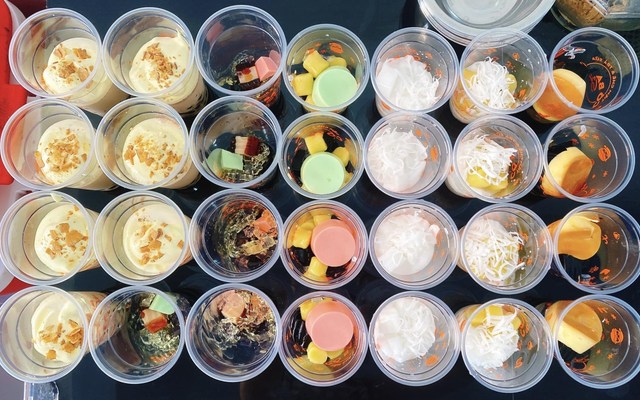 Tiệm Chè & Trà Sữa Cô Ba Sài Gòn