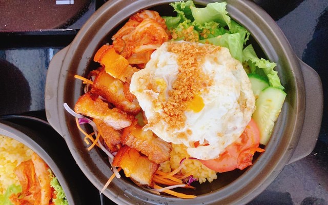 Bo Bê Đồ - Tiệm Cơm Thố, Mì Cay & Lẩu