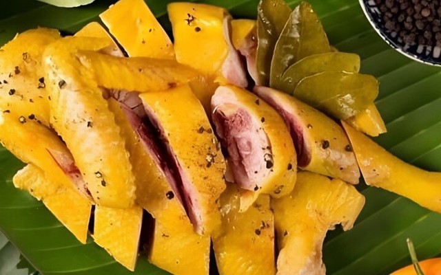 Gà Ủ Muối Đồng Quê - Quận Tân Phú